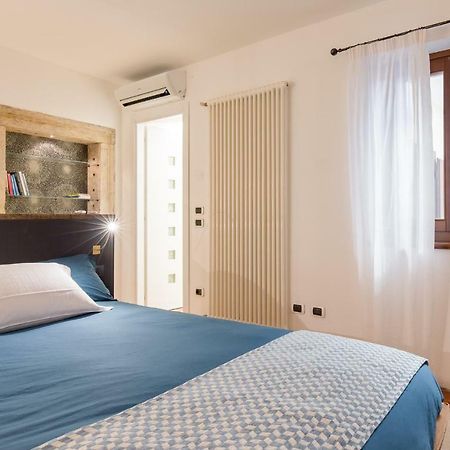 Casa Savio Apartment เวโรนา ภายนอก รูปภาพ