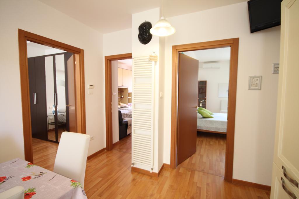 Casa Savio Apartment เวโรนา ภายนอก รูปภาพ