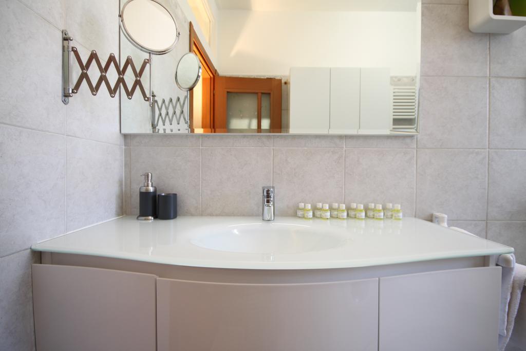 Casa Savio Apartment เวโรนา ภายนอก รูปภาพ